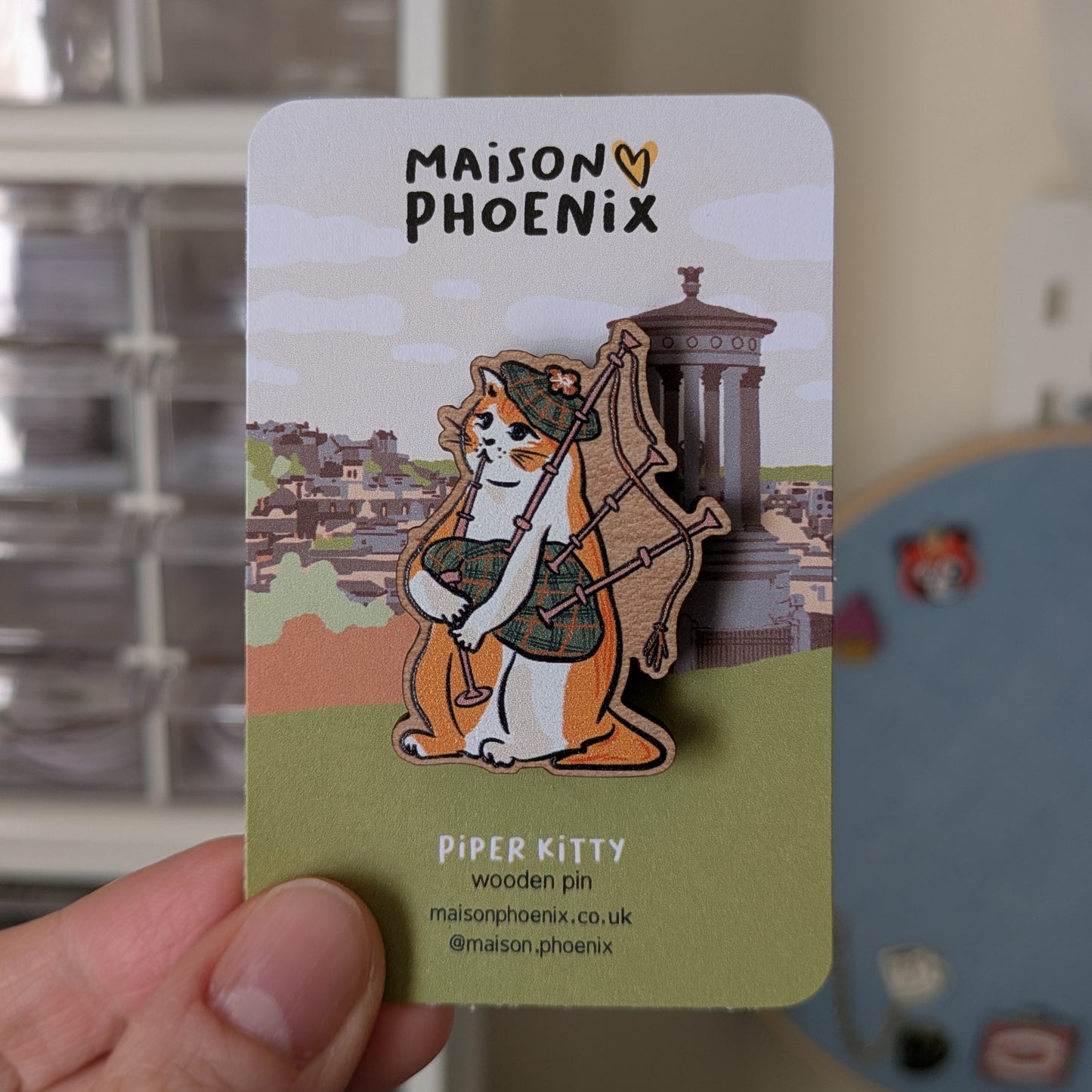 Piper Kitty Wooden Pin