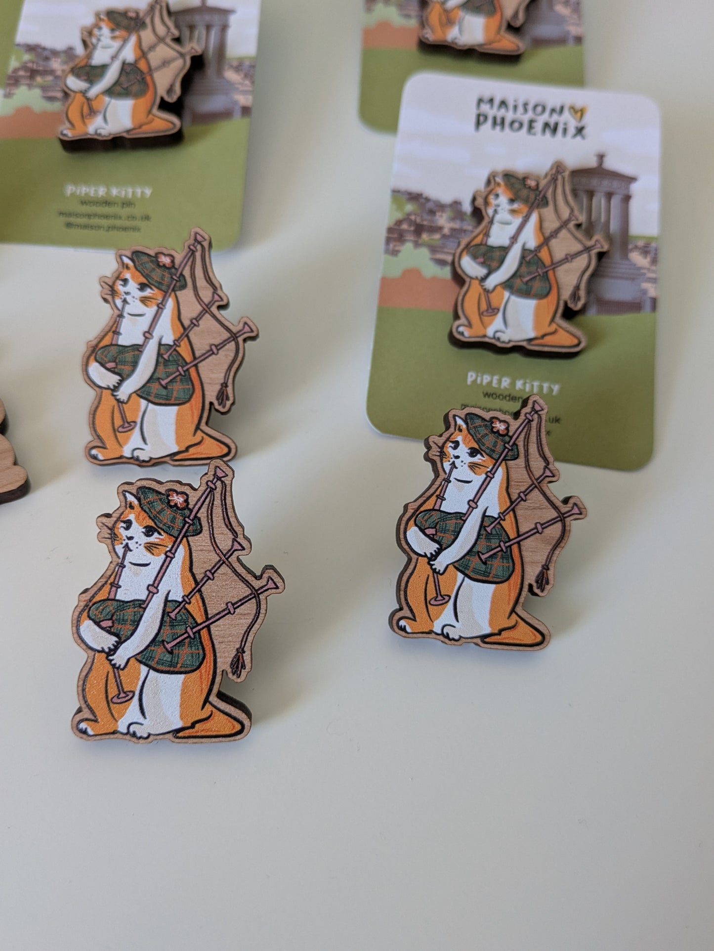 Piper Kitty Wooden Pin 7
