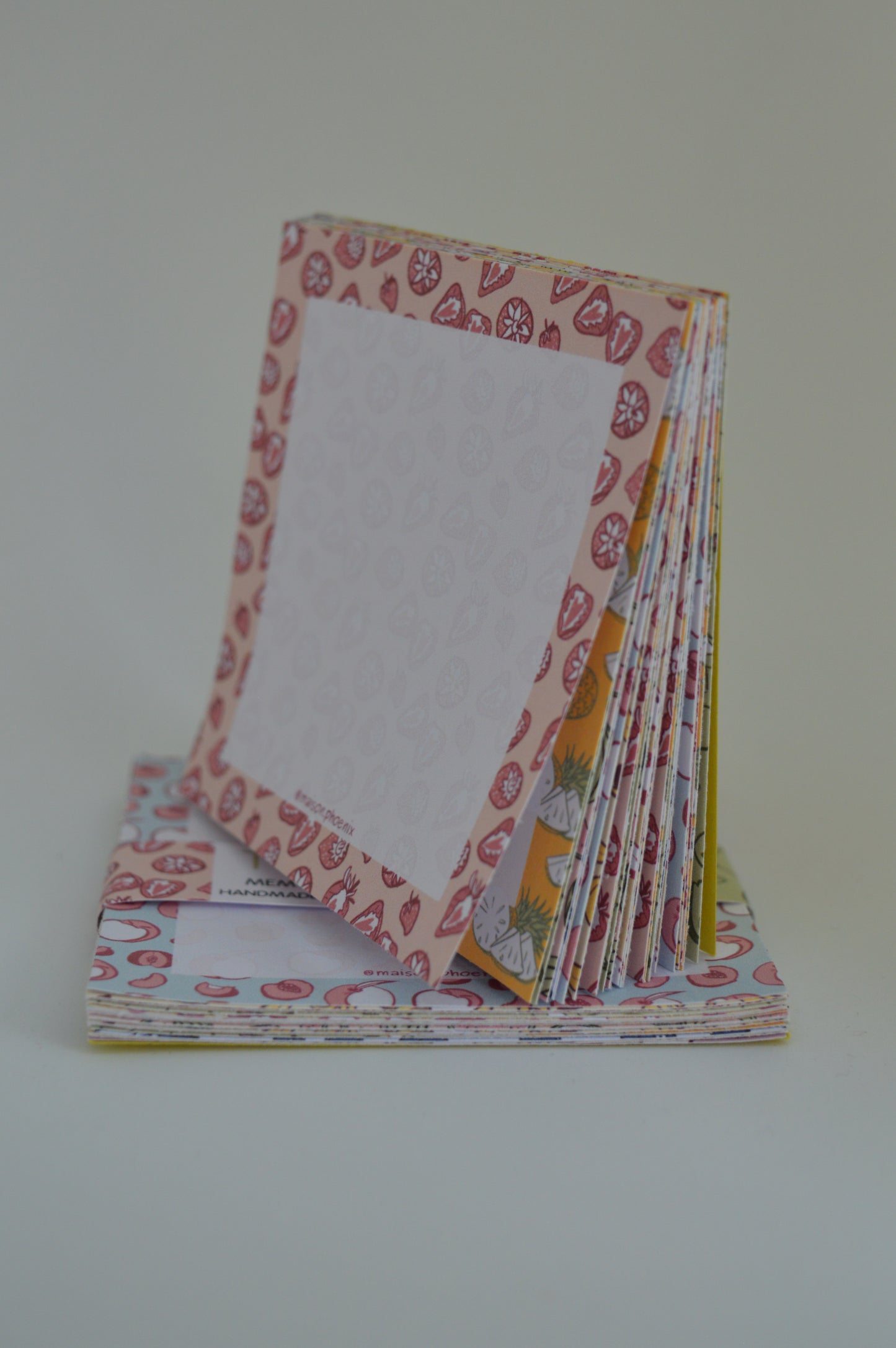 Fruit Memopad 16