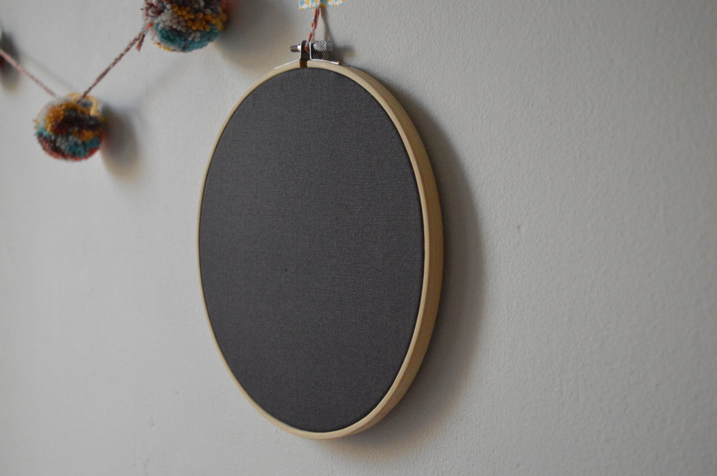 Charcoal 20cm / 8" Pin Display