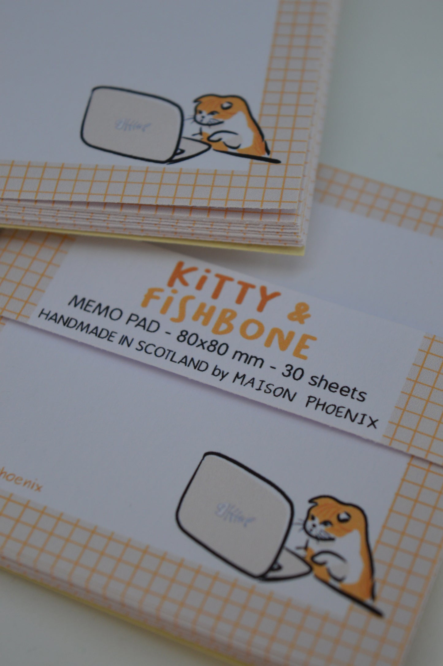 Boss Kitty Memopad 9