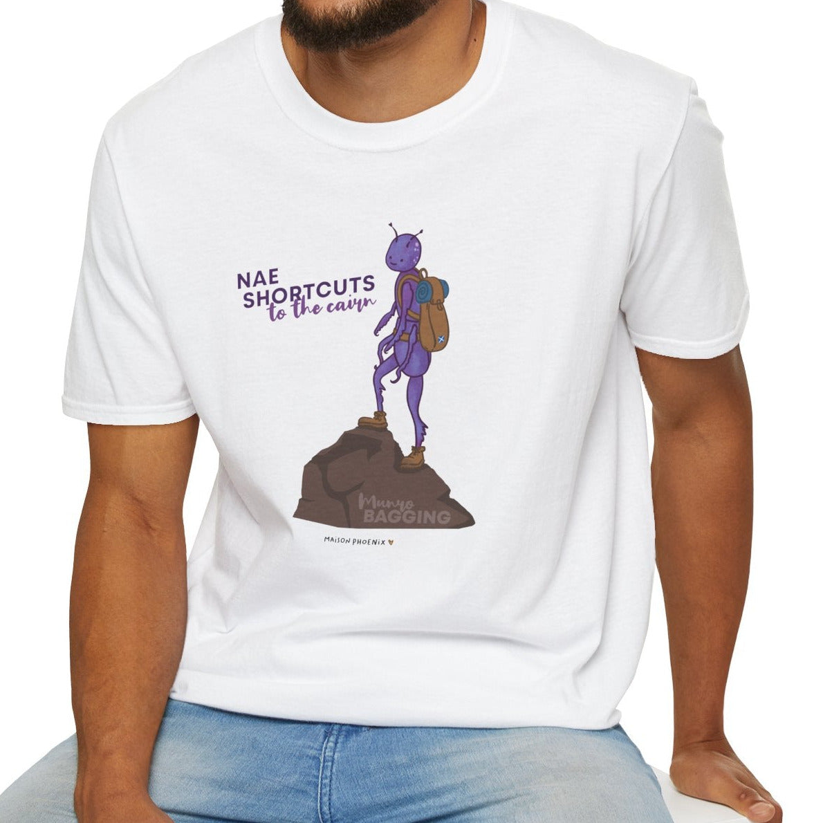 Munro Bagging T-Shirt - White 3