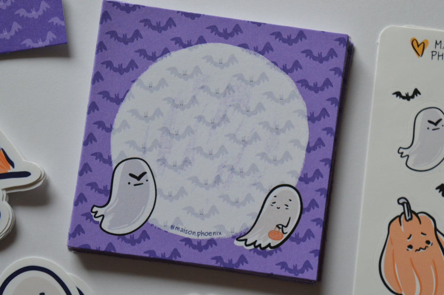 Halloween Ghosts Memopad 4