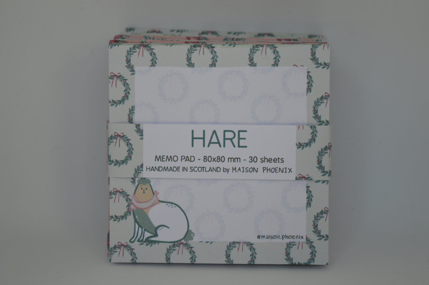 Hare and Wreath Memopad 8