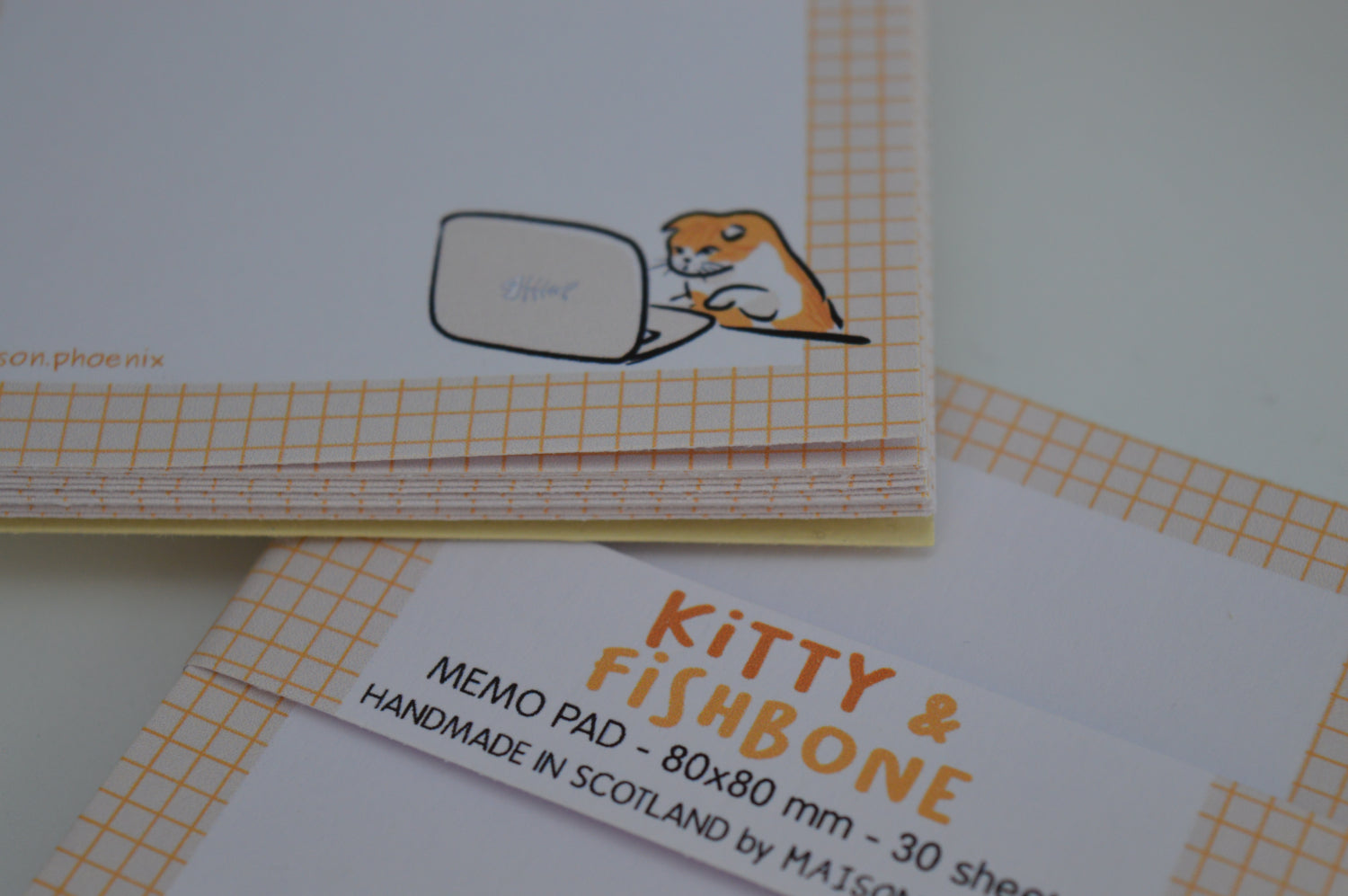 Boss Kitty Memopad 10