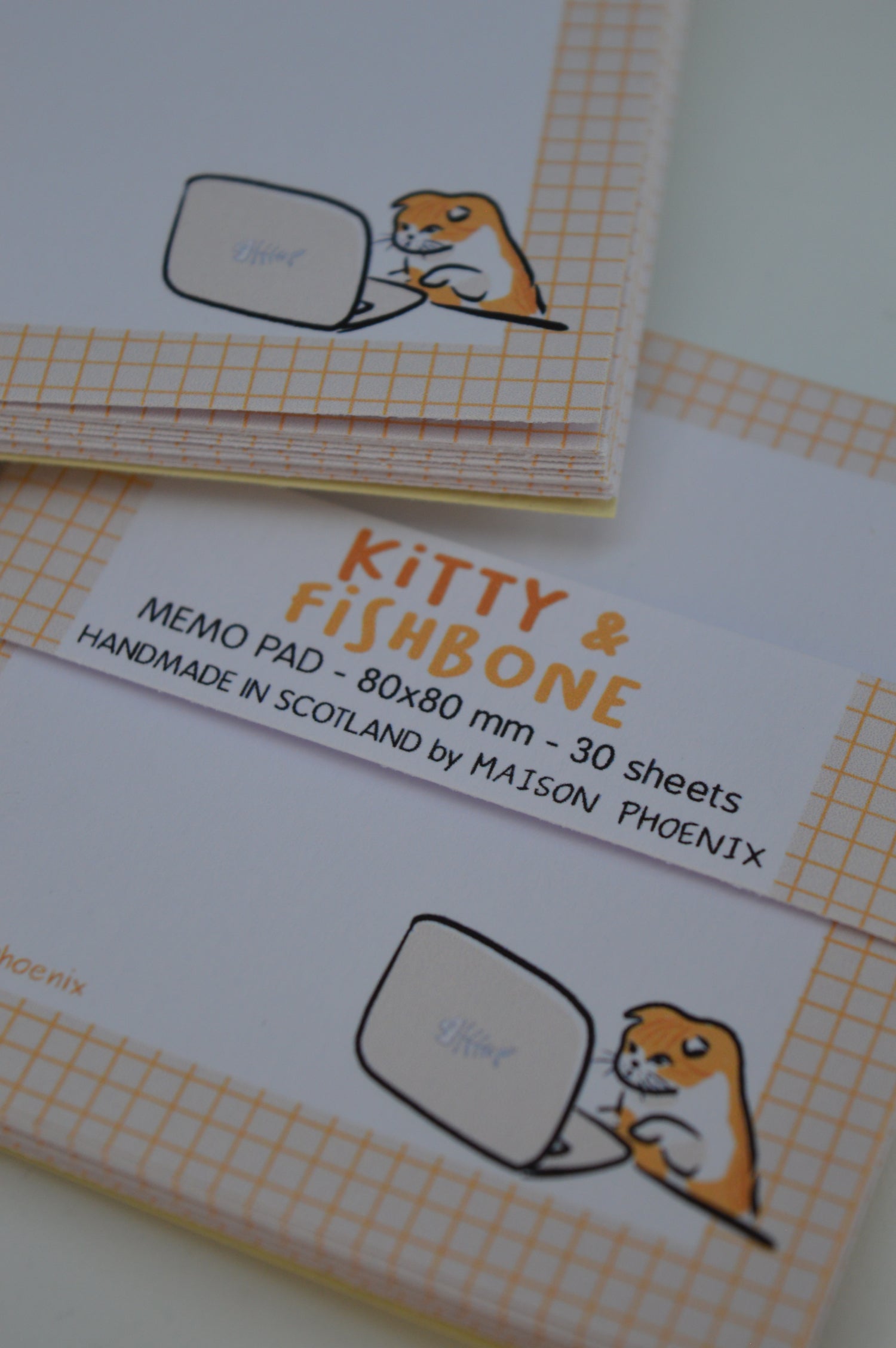 Boss Kitty Memopad 9