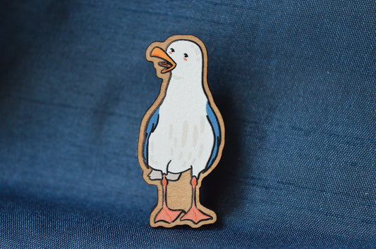 Nibbles Seagull Wooden Pin